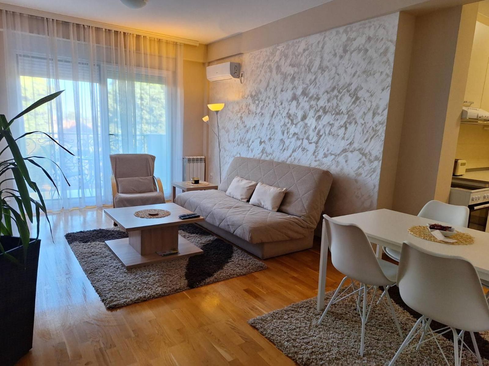 San Apartment ชาชาค ภายนอก รูปภาพ